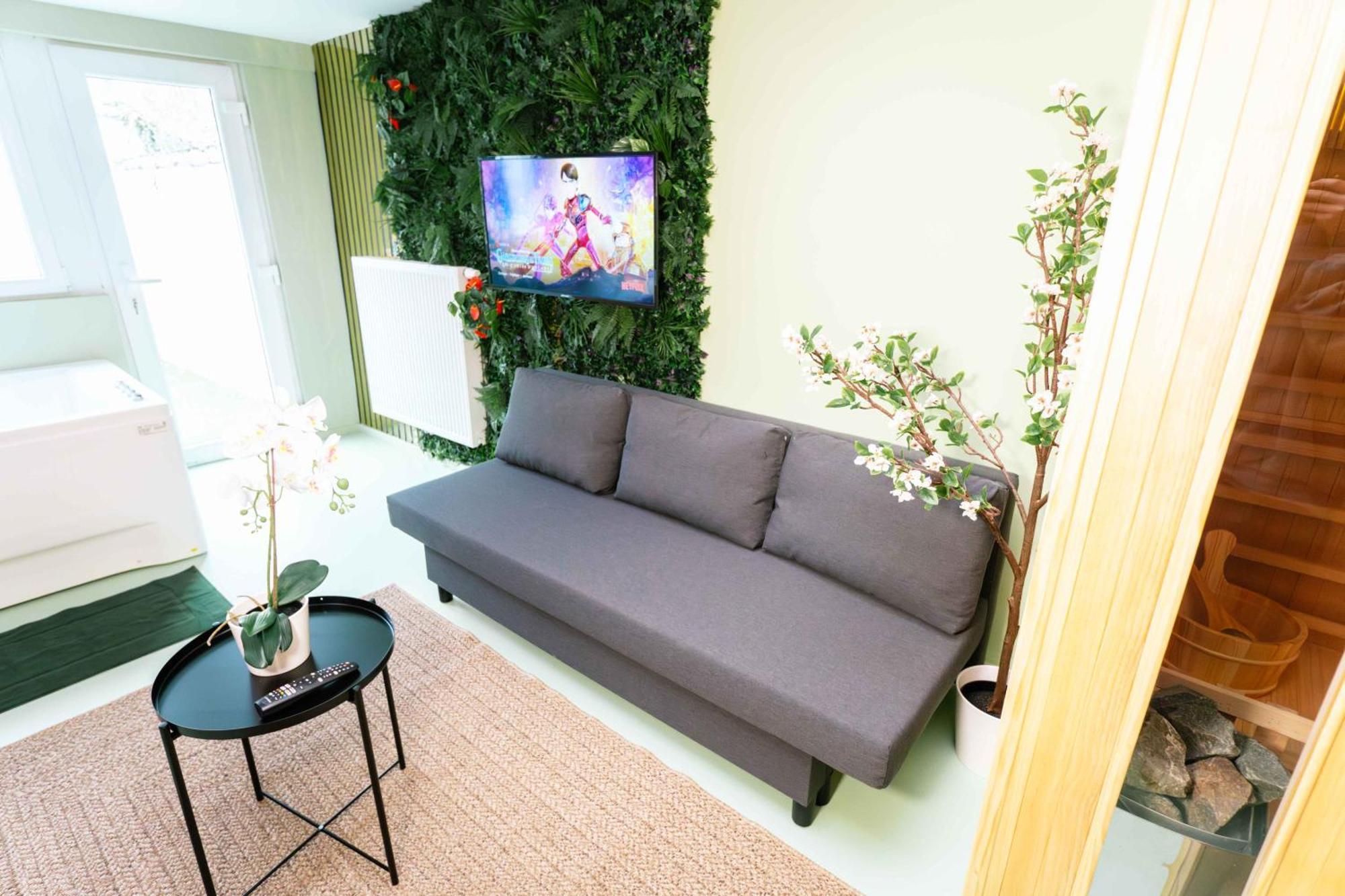 Capsule Flower - Balneo - Cinema - Billard - Nintendo Switch - Mons Centre 外观 照片