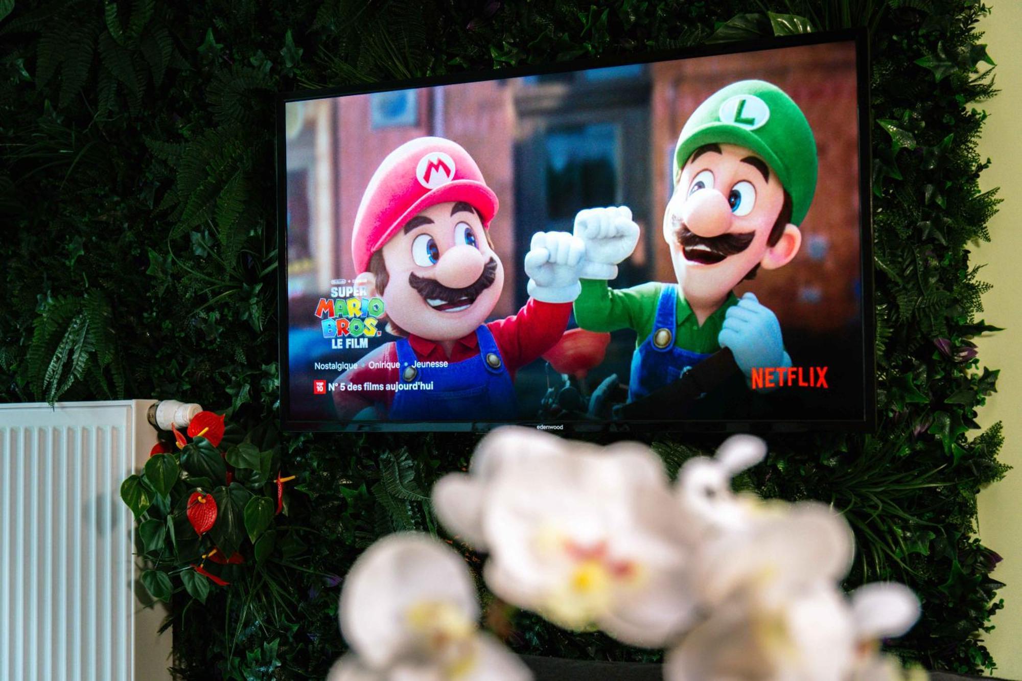 Capsule Flower - Balneo - Cinema - Billard - Nintendo Switch - Mons Centre 外观 照片